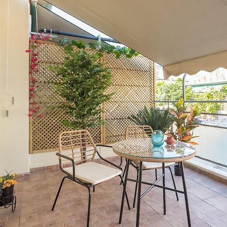 Tiny Studio next to Metro Station Atene Esterno foto
